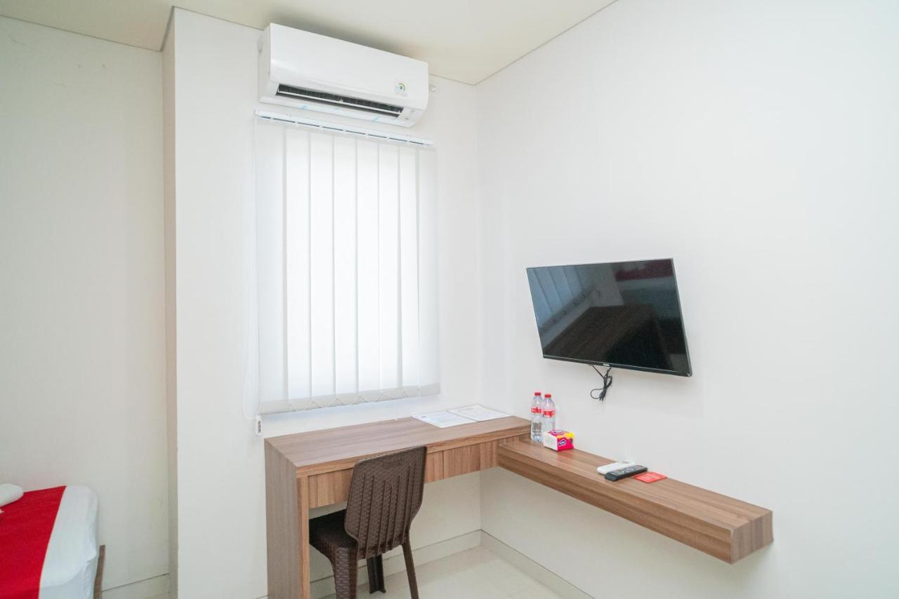 Reddoorz Plus @ Jalan Pemuda Timur Bojonegoro ภายนอก รูปภาพ