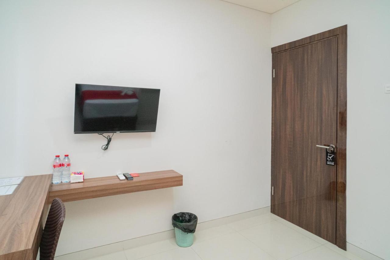 Reddoorz Plus @ Jalan Pemuda Timur Bojonegoro ภายนอก รูปภาพ