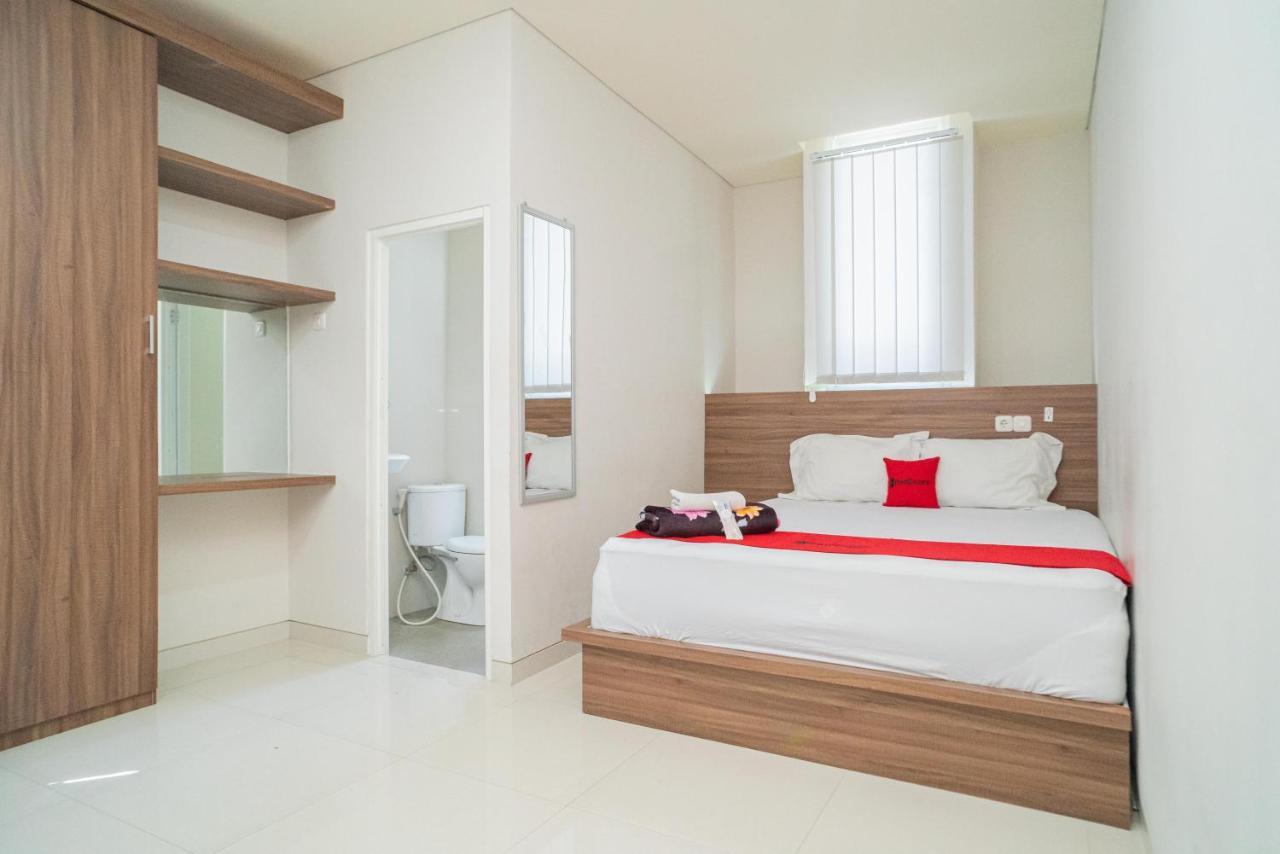 Reddoorz Plus @ Jalan Pemuda Timur Bojonegoro ภายนอก รูปภาพ